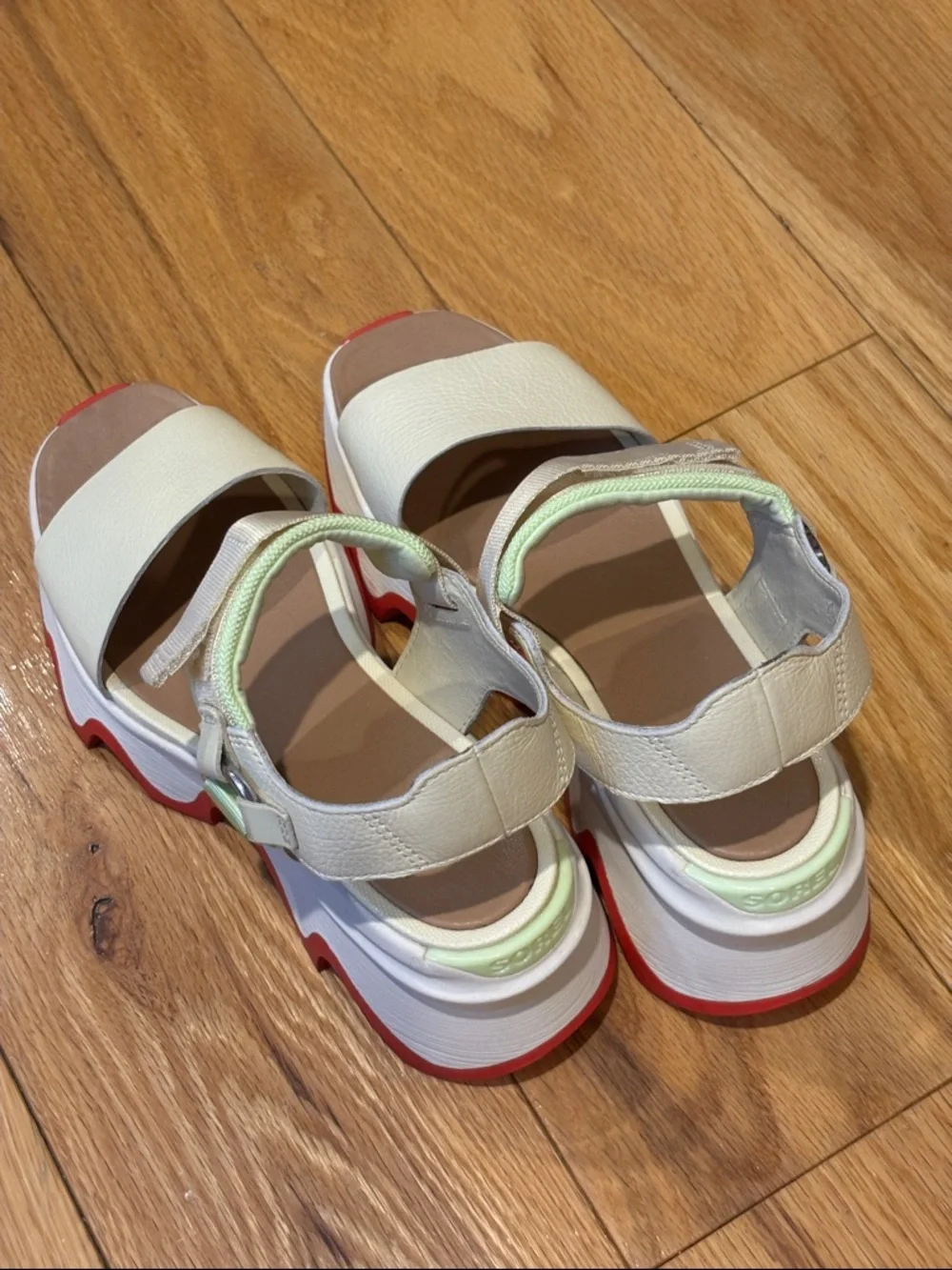 SOREL  women's  Kinetic Impact  Y Strap Wedge  Sandals 7.5 - Picture 8 of 16